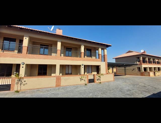 2 BEDROOM APARTMENT TO LET IN KENLEAF